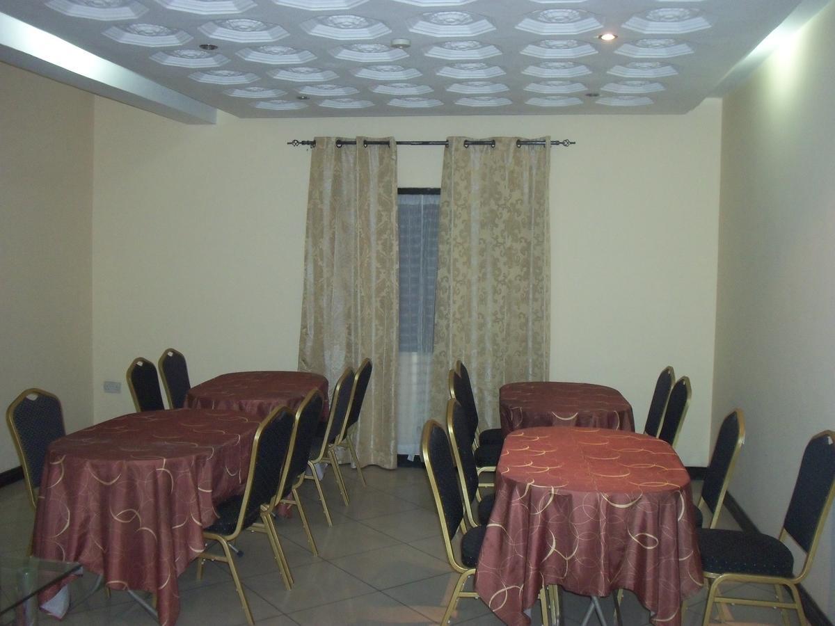 Jenos Hotels Accra Extérieur photo