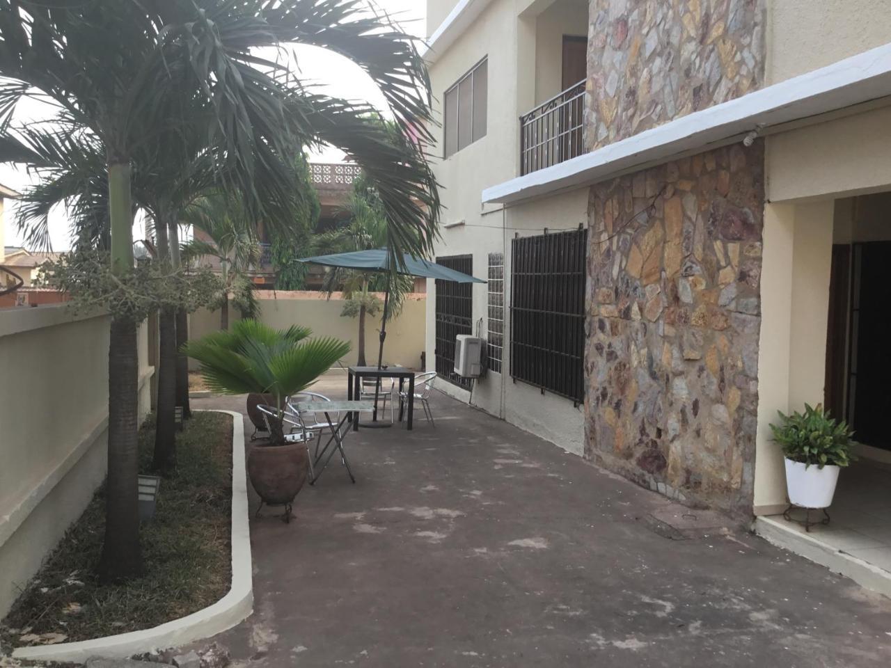 Jenos Hotels Accra Extérieur photo