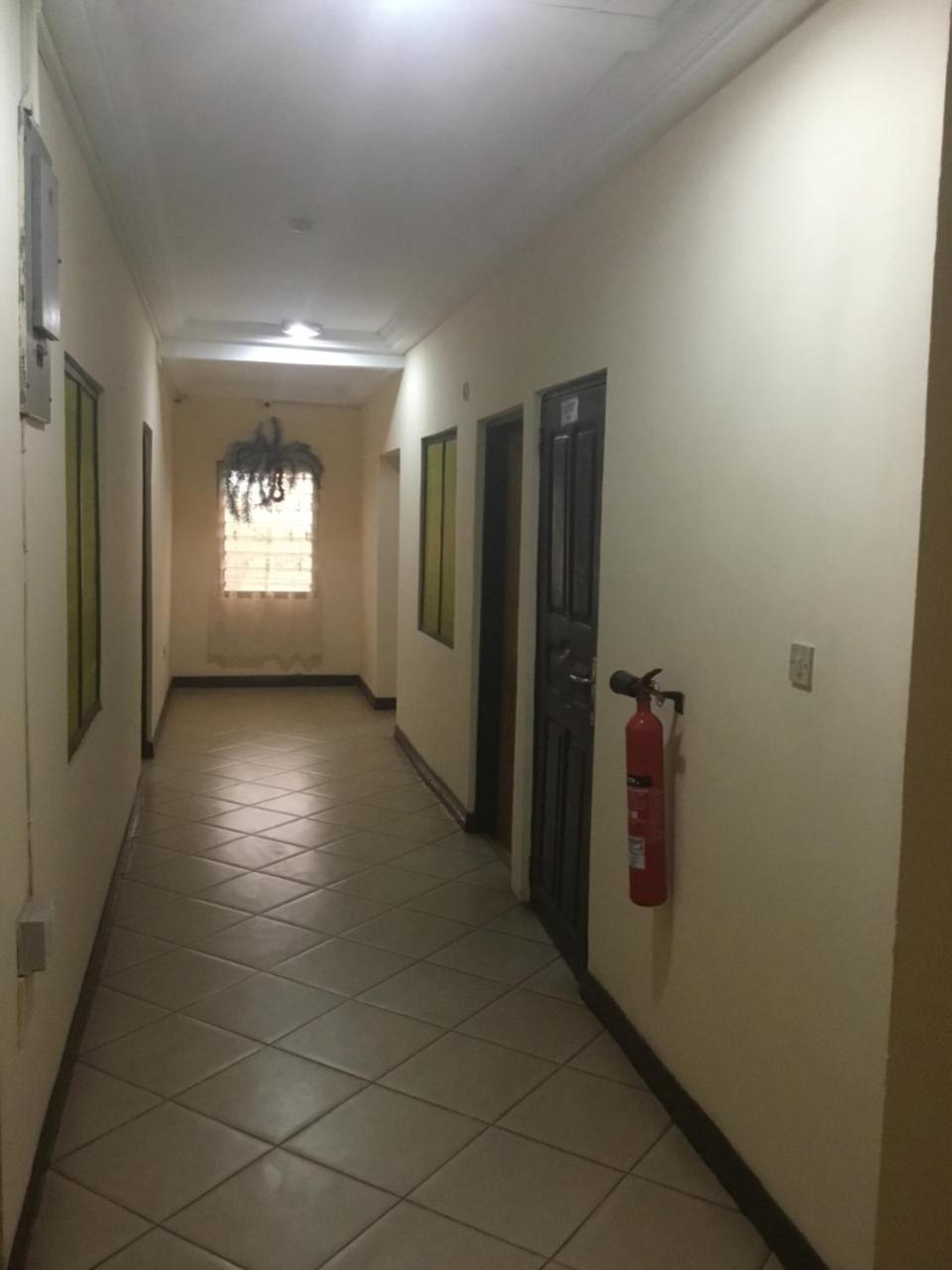 Jenos Hotels Accra Extérieur photo
