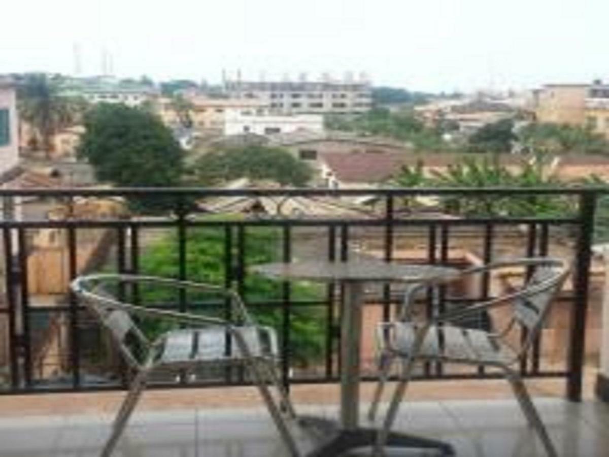 Jenos Hotels Accra Extérieur photo